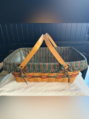 Longaberger 1996 Holiday Hostess Yuletide Treasures Imperial Stripes Basket